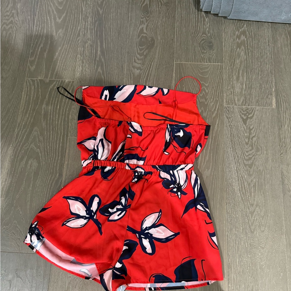 Stylestalker Romper - Picture 3 of 3